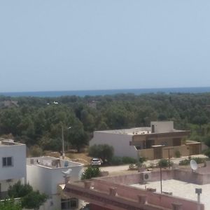 Belle Vue De Mer Διαμέρισμα Tazarka Exterior photo