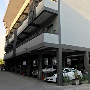 N-Five Place Ξενοδοχείο Nakhonratchasima Exterior photo