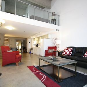 Downtown Loft Style Condo Heated Parking Σασκάτουν Exterior photo