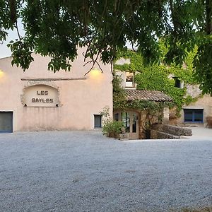 Domaine Les Bayles Bed and Breakfast Saint-Trinit Exterior photo