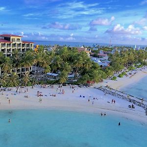 Kaani Grand Seaview Ξενοδοχείο Maafushi Exterior photo