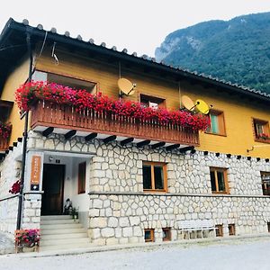 House Berdnik Ξενοδοχείο Stahovica Exterior photo