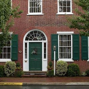 Ascot House Bed and Breakfast Marietta Exterior photo