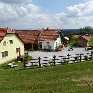 Gaestehaus Zur Alten Buche Βίλα Eisengraberamt Exterior photo