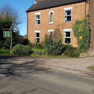 Victoria Farm Bed and Breakfast Lutterworth Exterior photo