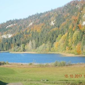 La Berlie Du Jura Διαμέρισμα Etival Exterior photo