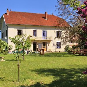 Goute La Vie Bed and Breakfast Marchamp Exterior photo