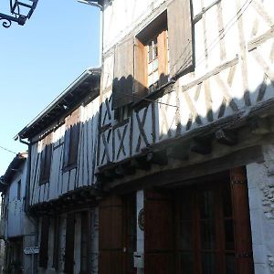 L' Ancien Relais De Poste - Margot Διαμέρισμα Casteljaloux Exterior photo