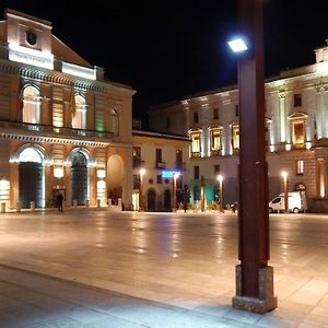 Alloggio In Centro Citta Con Parcheggio Privato E Wifi Ξενοδοχείο Ποτέντσα Exterior photo