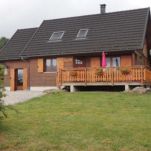 Chalet Des 4 Saisons Βίλα Saint-Genès-Champespe Exterior photo