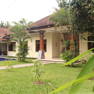 Pondok Tulasi Amertha Διαμέρισμα Mas  Exterior photo