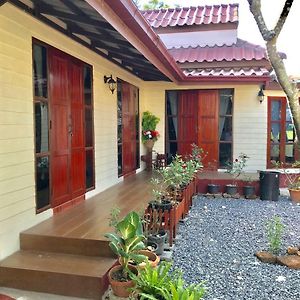 Grandma'S House Διαμέρισμα Nakhon Nayok Exterior photo