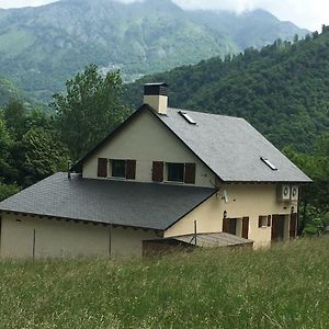 Gite Ballestan Βίλα Saint-Béat Exterior photo