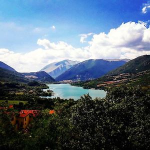 Lago Vivo Διαμέρισμα Barrea Exterior photo