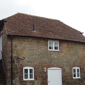 Hayloft Διαμέρισμα Pulborough Exterior photo