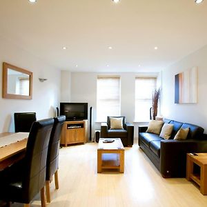 2 Bed 2 Bath At Pelican Hse In Newbury - Free Secure, Allocated Parking Διαμέρισμα Exterior photo