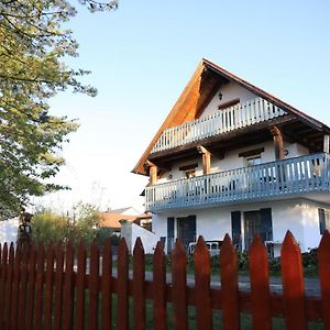 Gaestehaus Roensch Διαμέρισμα Frensdorf Exterior photo