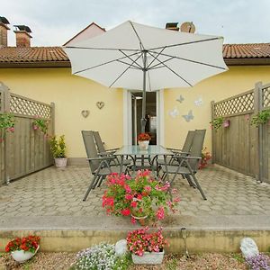 Auszeit Leoben 3 Mit Gartenterasse Und Gratisparkplatz Διαμέρισμα Exterior photo