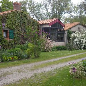 L'Instant Jardin Bed and Breakfast Saint-Mars-de-Coutais Exterior photo