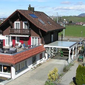 Pension Chalet Charme Ξενοδοχείο Siebnen Exterior photo