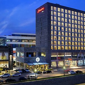 Hampton By Hilton Kocaeli Symbol Ξενοδοχείο Exterior photo