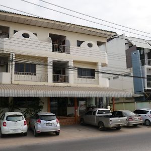 Phuttipong Apartment Κον Καέν Exterior photo