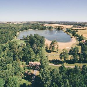 Terres De France - Moncontour Active Park Ξενοδοχείο Exterior photo