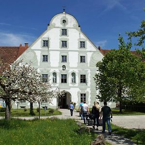 Zentrum Fuer Umwelt Und Kultur - Gaestehaus Und Jugendbildungseinrichtung Im Maierhof Ξενοδοχείο Benediktbeuern Exterior photo