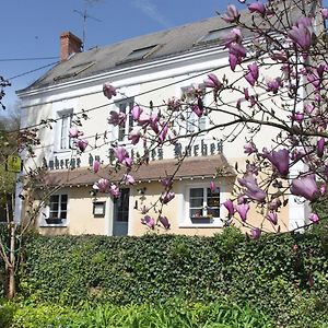 L'Auberge Du Port Des Roches Ξενοδοχείο Luche-Pringe Exterior photo