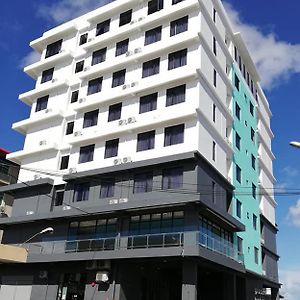 Grace Hotel Semporna Exterior photo