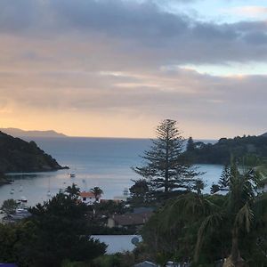 Harbour View Retreat Mangonui Bed and Breakfast Exterior photo