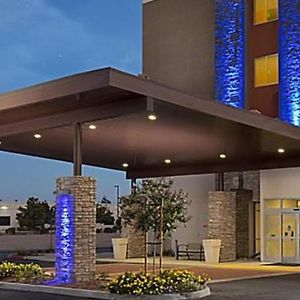 Holiday Inn Express Visalia-Sequoia Gateway Area, An Ihg Hotel Exterior photo