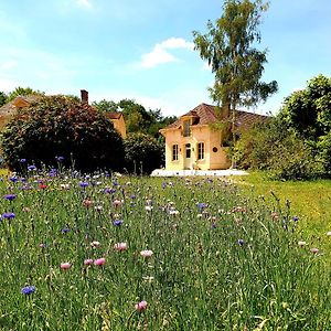 Domaine Les Bruyeres Ξενοδοχείο Gambais Exterior photo