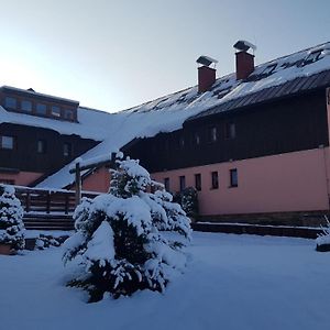 Hacienda Cert Korenov Ξενοδοχείο Exterior photo