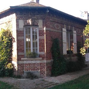 Le Jardin Des Ecureuils Ξενοδοχείο Demuin Exterior photo