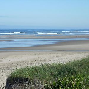 Silver Surf Motel Yachats Exterior photo