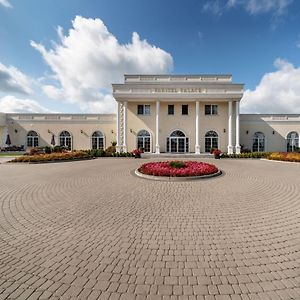 Parisel Palace Centrum Konferencyjno-Wypoczynkowe Klimki Pod Lukowem Ξενοδοχείο Exterior photo