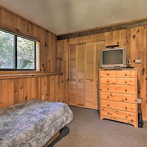 Cabin With 3 Acres, Tennis Courts By 4 Ski Mtns Βίλα Sandisfield Exterior photo