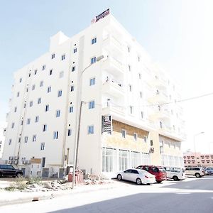 Oyo 128 Al Tawasi Furnished Apartments Σαλάλα Exterior photo