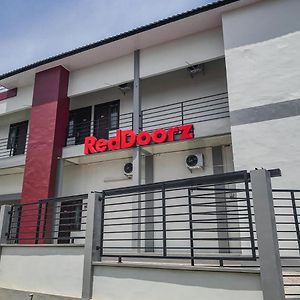 Reddoorz Syariah Near Universitas Syiah Kuala Aceh Ξενοδοχείο Lamnyong Exterior photo