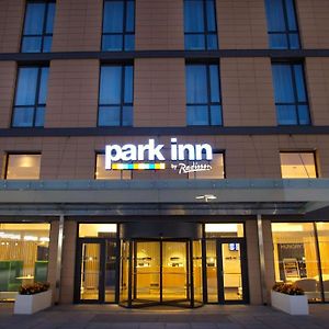 Park Inn By Radisson Pulkovo Airport Αγία Πετρούπολη Exterior photo