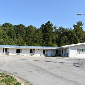 Royal Inn Oneida Exterior photo