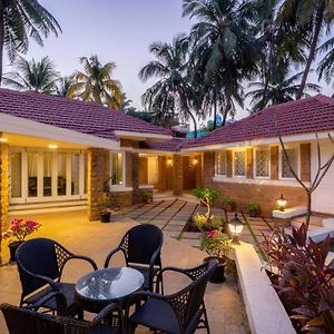 Ama Stays & Trails, Beach House Madh Island Βομβάη Exterior photo