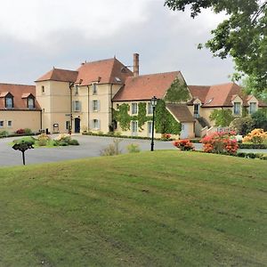 Hotel Domaine De L'Orangerie Bonnat Exterior photo