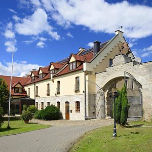 Hotel Und Restaurant Rittergut Kreipitzsch Νάουμπουργκ Exterior photo