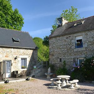 Le Domaine Du Pont Canon Bed and Breakfast Plourivo Exterior photo